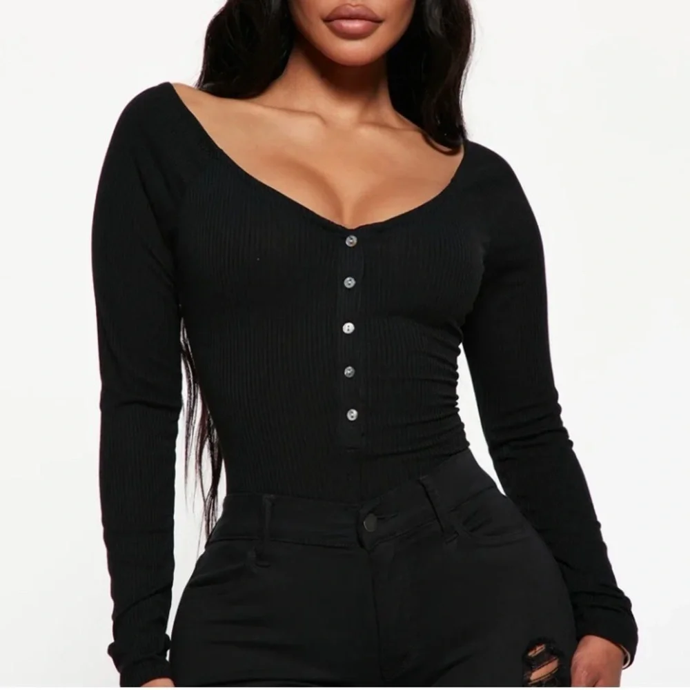 FASHION NOVA Black Bodysuit - Picture 5 of 10